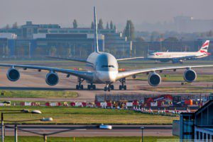 А380 — крупнейший пассажирский самолет